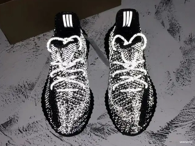 Boost Black - Yeezy Static (Reflective) Adidas V2 FU9007 350 0505